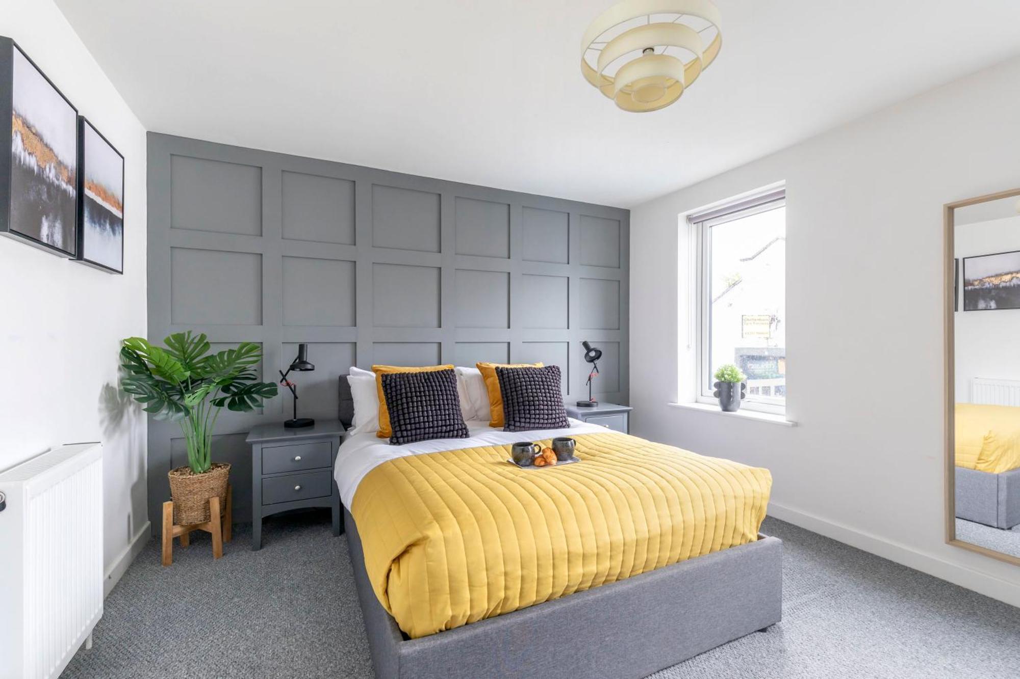 Modern Four Bedroom Four Bathroom Home Cheltenham Exteriör bild